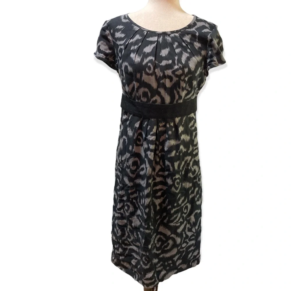 Boden black and gray dress with caps sleeves. Size 6 long